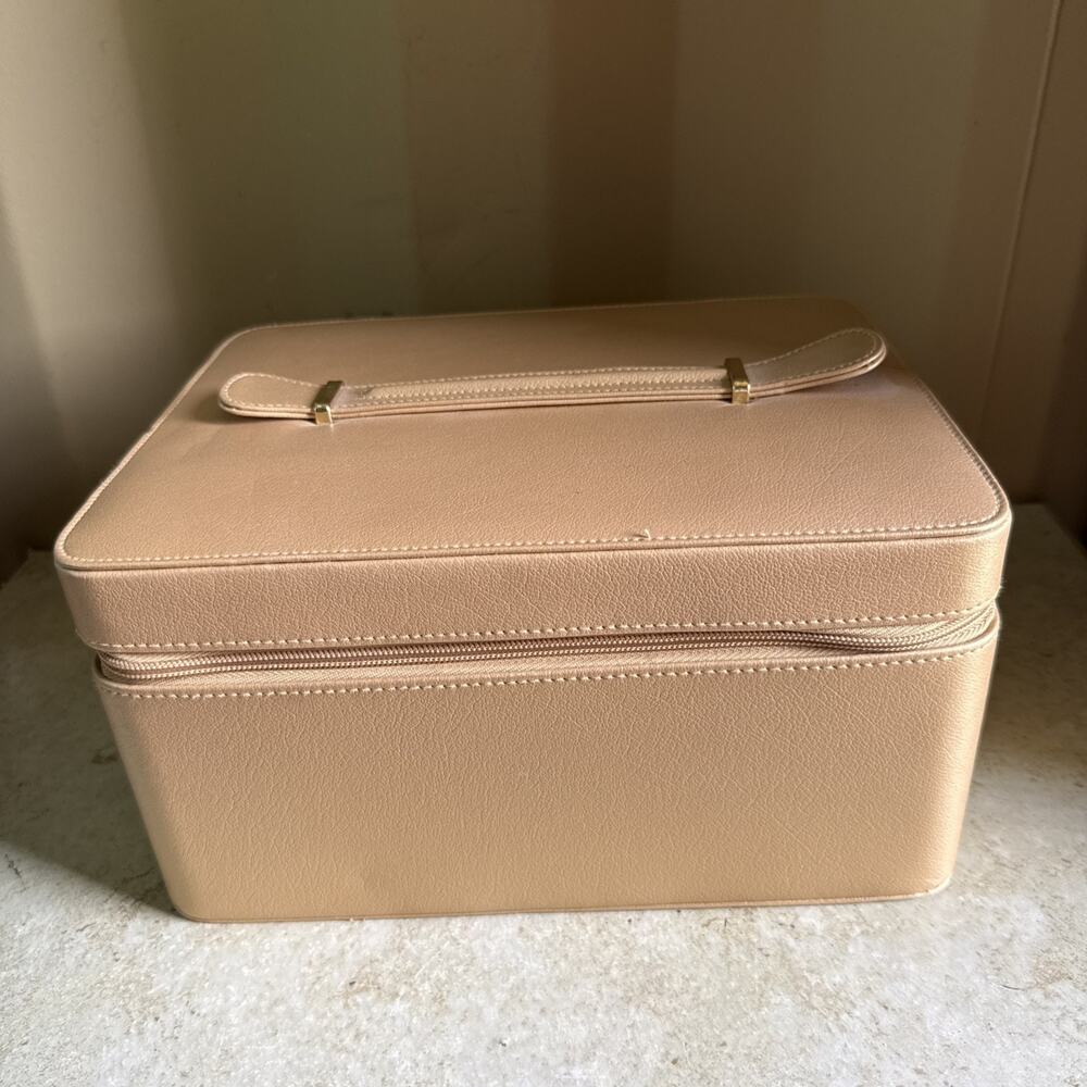 Estee Lauder Gold Train Case Cosmetic Makeup Organizer Faux Leather 11”